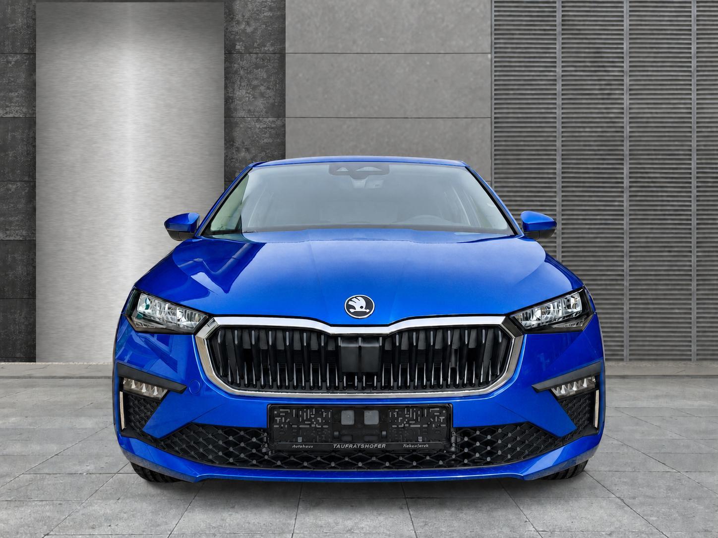Skoda Scala Extra 1.0 TSI 116 PS, 5 Jh.Gar, RACEBLA...