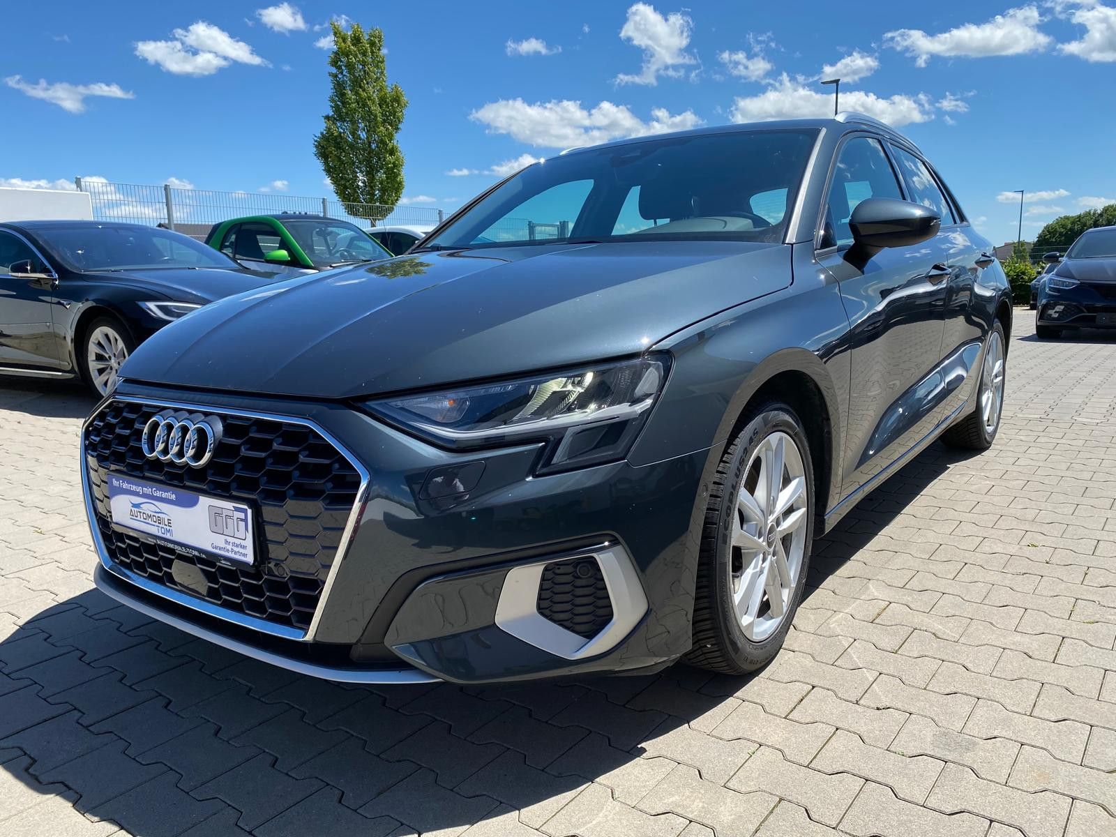 AUDI A3 30 TDI advanced/NAVI/R-KAM/TÜV SEVICE NEU