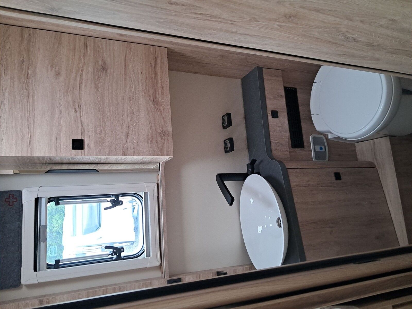 Fahrzeugabbildung Eura Mobil Integra Line GT IL 726 EF Mondial+, Mark. ,170PS