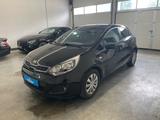 Kia Rio 1.4 Dream Team*PDC*SHZ*KlimaA*1-HAND* SHZ+Kl - gebrauchte Kia Rio aus dem Jahr 2013