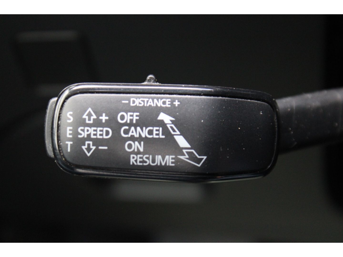Fahrzeugabbildung SEAT Leon 1.5 TSI ST FR ACC LED Navi DAB PDC RFK AHK