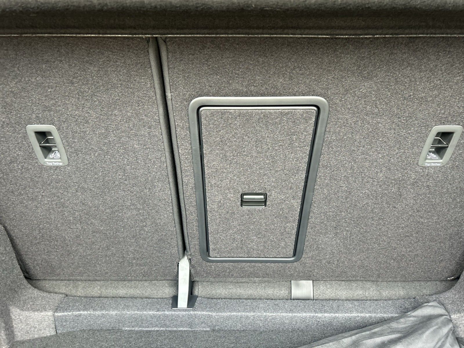 Fahrzeugabbildung SKODA Karoq TSI Sportline 4x4 AHZV MATRIX RFK ACC NSW