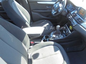 BMW 216 Active Tourer - 11