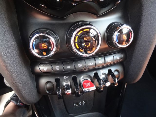 Fahrzeugabbildung MINI Cooper Cabrio/2.Hd/Leder/Navi/PDC/SitzH/H&K/