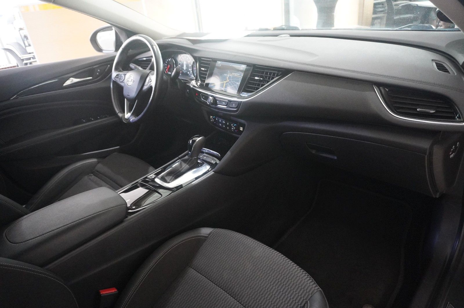 Fahrzeugabbildung Opel Insignia B GS 1.5T DYNAM. NAVI/LED/KAMERA/VIRTU.