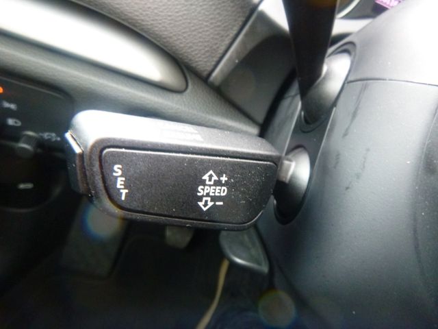Fahrzeugabbildung Audi A3 Limousine 35 TFSI >50.116KM/NAV/SHZ/PDC<