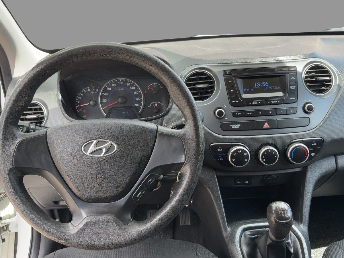 Fahrzeugabbildung Hyundai i10 | Standheizung