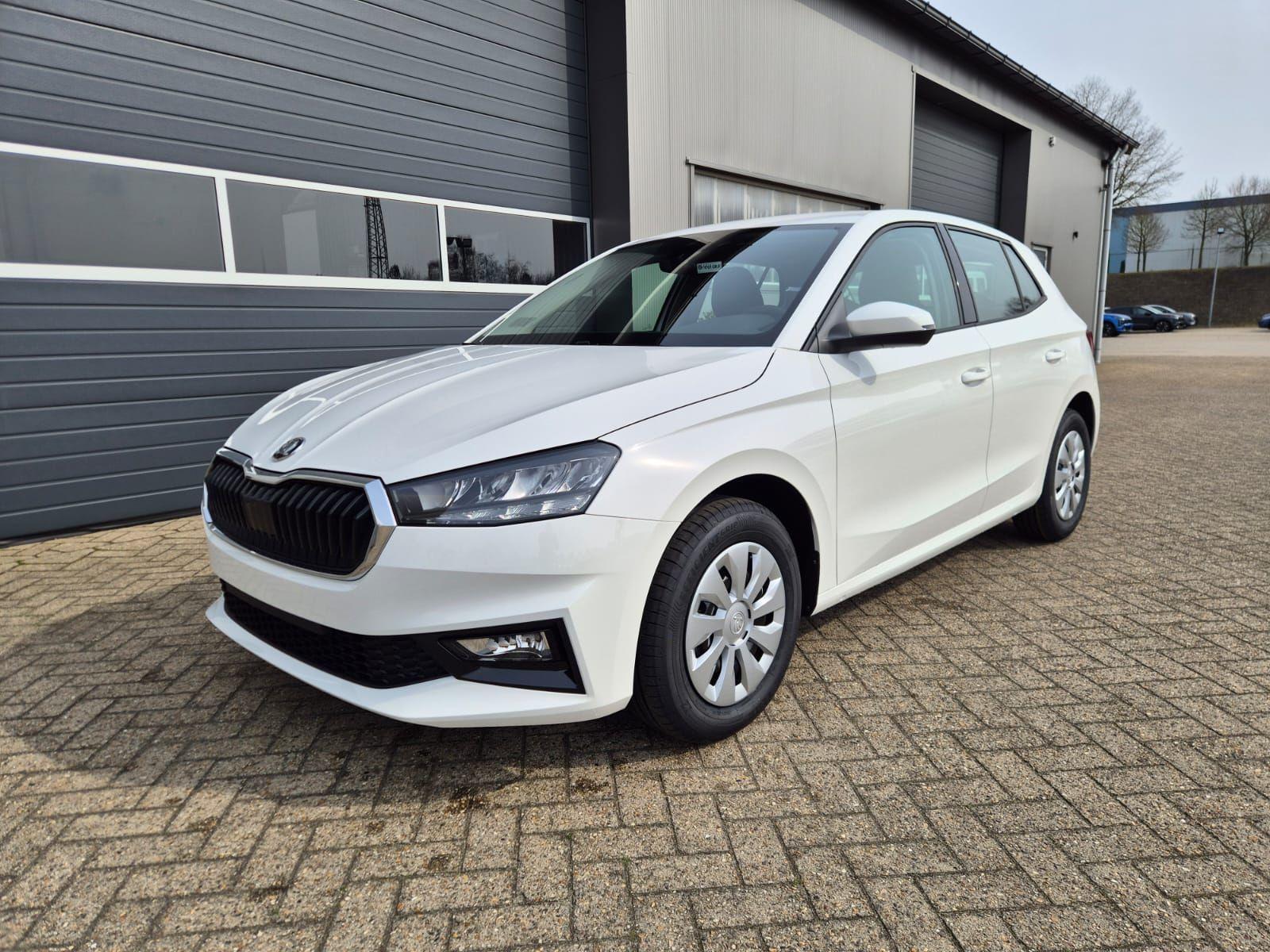 Skoda Fabia  1.0 TSI 95PS Selection 5-türig Rückf.Kame