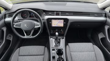 Volkswagen Passat - 9