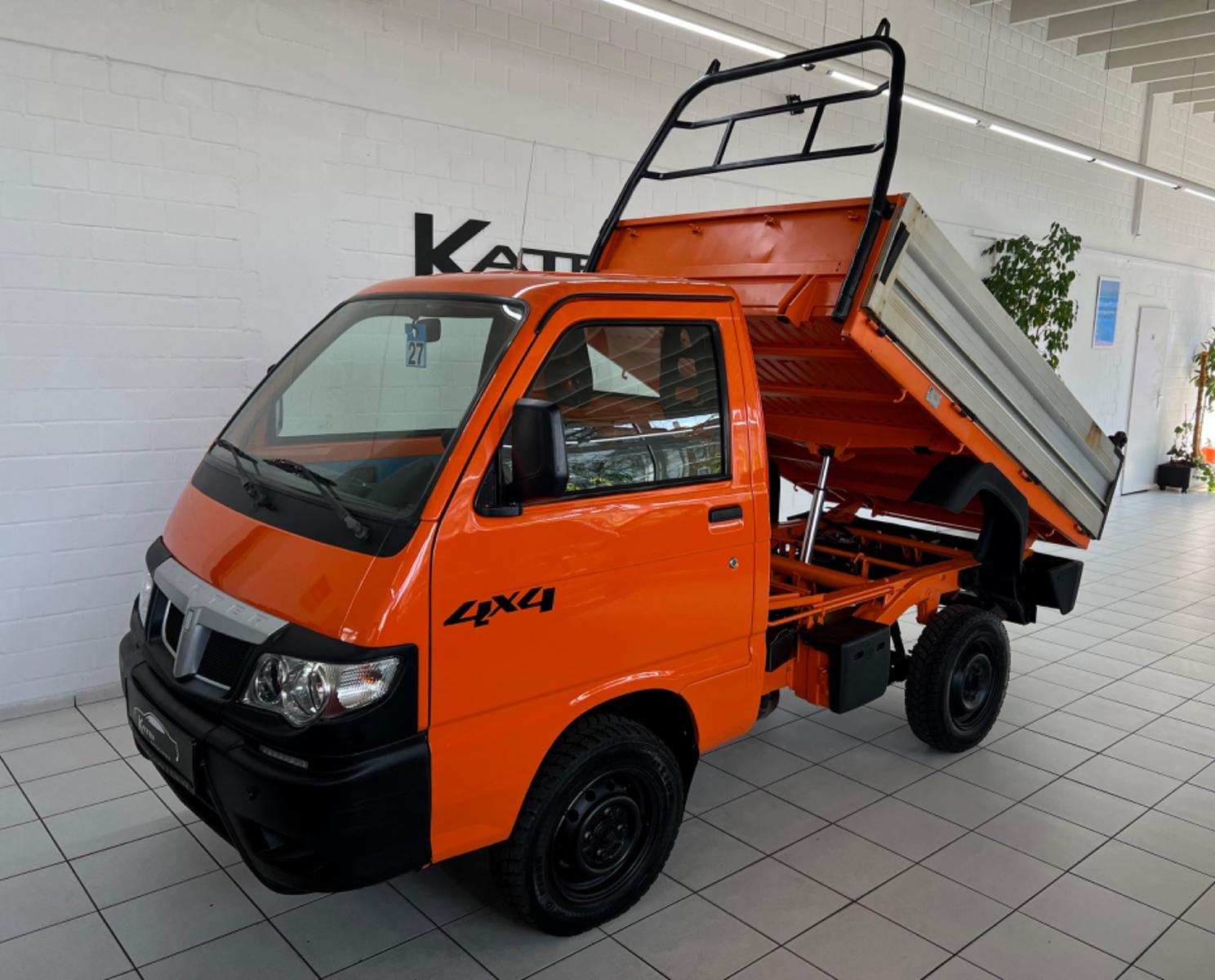 Piaggio Porter 1.3 Allrad 4x4 Kipper 1. Hand HU neu