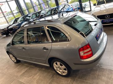 Skoda Fabia Combi Elegance Aut. *KLIMA*SHZ*TÜV*