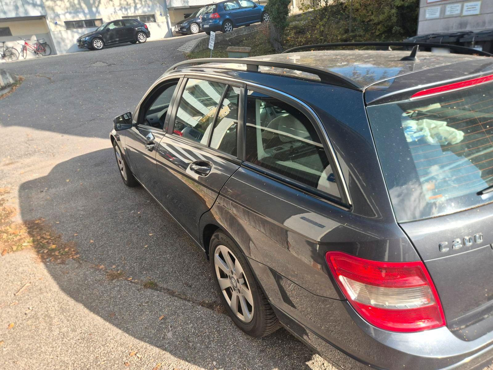 Mercedes-Benz C220 2010 — photo 5