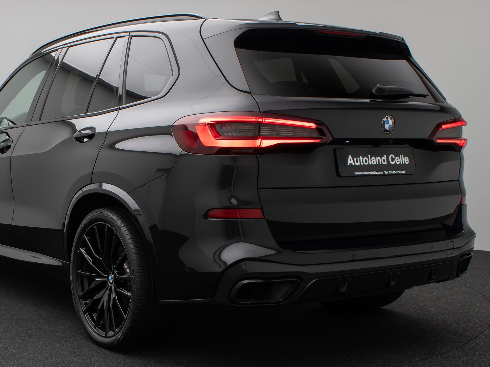 Fahrzeugabbildung BMW X5 xD30d M Sport Panorama 360°Laser HUD DAB HiFi