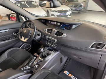 MYAUTOCENTER – Gebraucht- und Jahreswagen mit Werkstattservice in Pfaffenhofen Renault Scenic III BOSE Edition *Klima*Navi*Bluetooth*