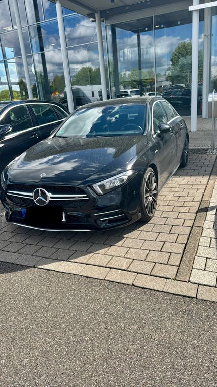 Image of Mercedes-Benz A 35 AMG
