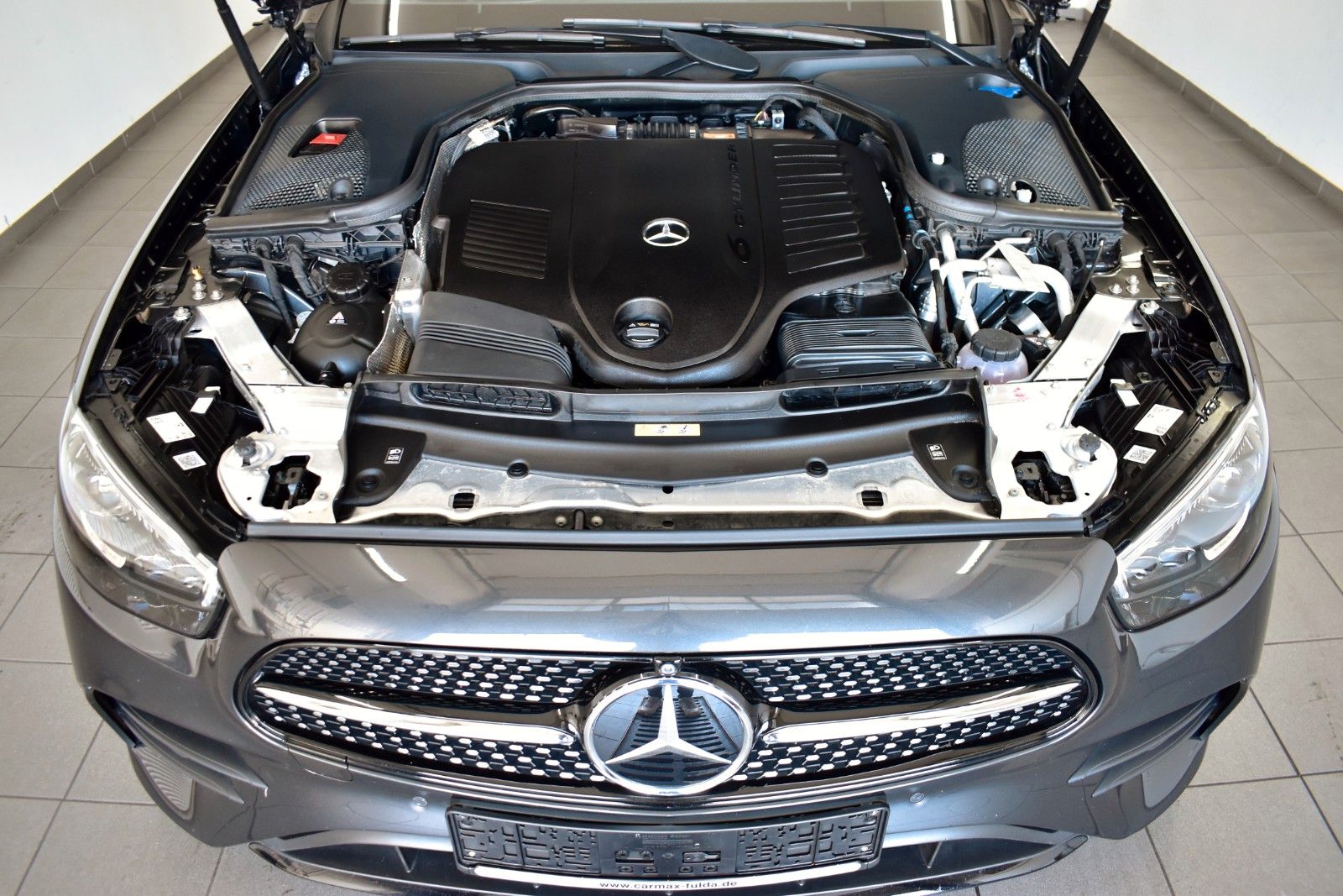 Fahrzeugabbildung Mercedes-Benz E450 4M Coupe AMG Line Leder,Navi,LED,Burmester