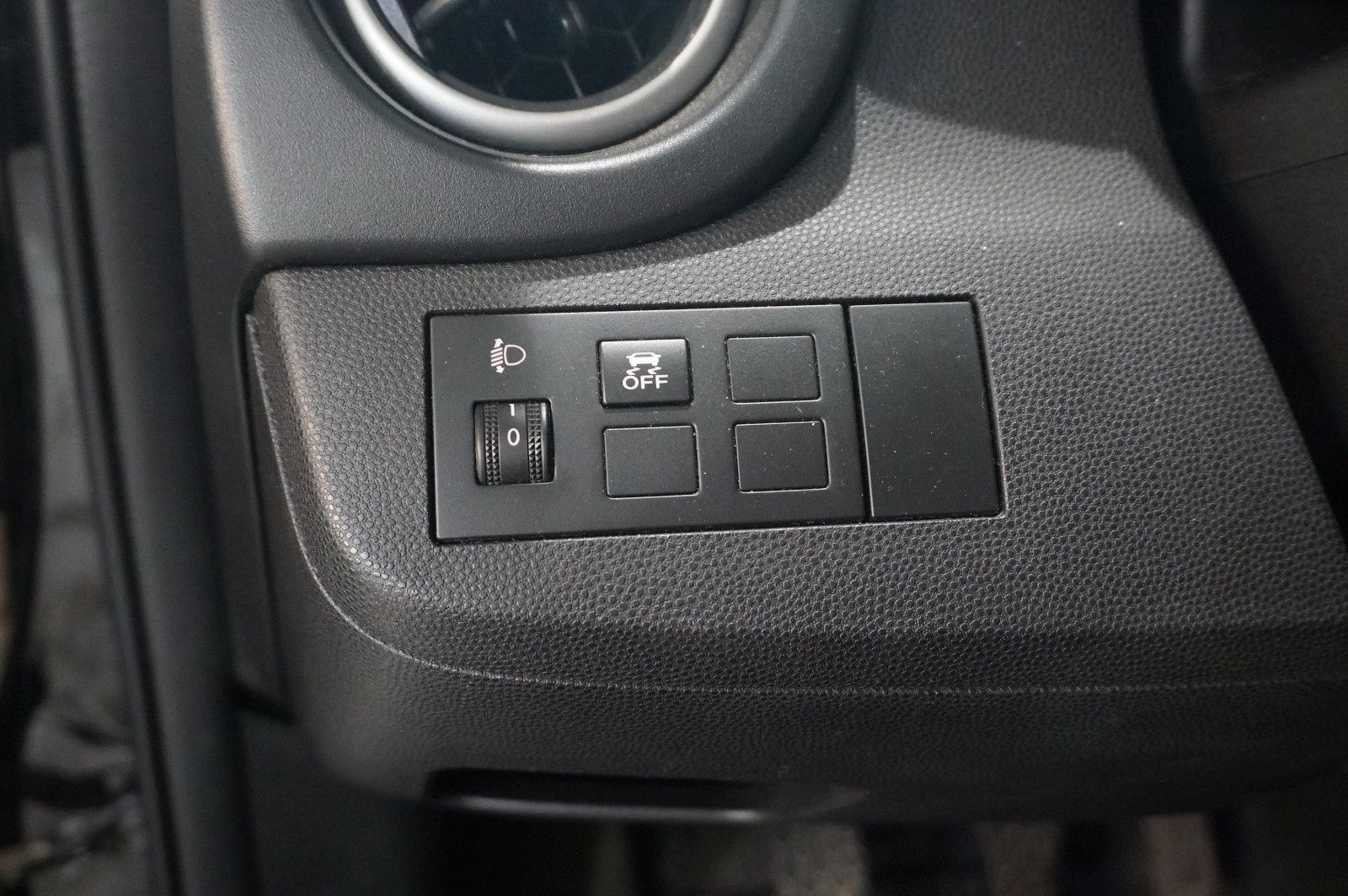 Fahrzeugabbildung Mazda 2 Lim. 1.6D SPORT LINE KLIMA/NEBEL/CD/TÜV/AHK