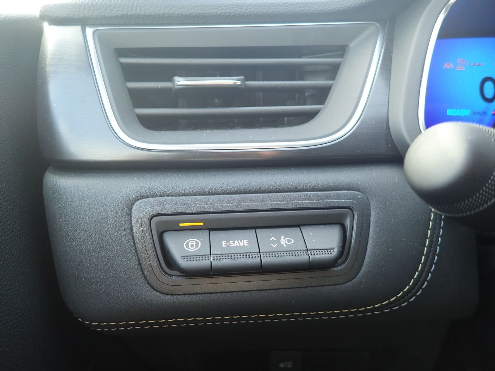 Fahrzeugabbildung Renault Symbioz 145 E-Tech Full Hybrid Iconic