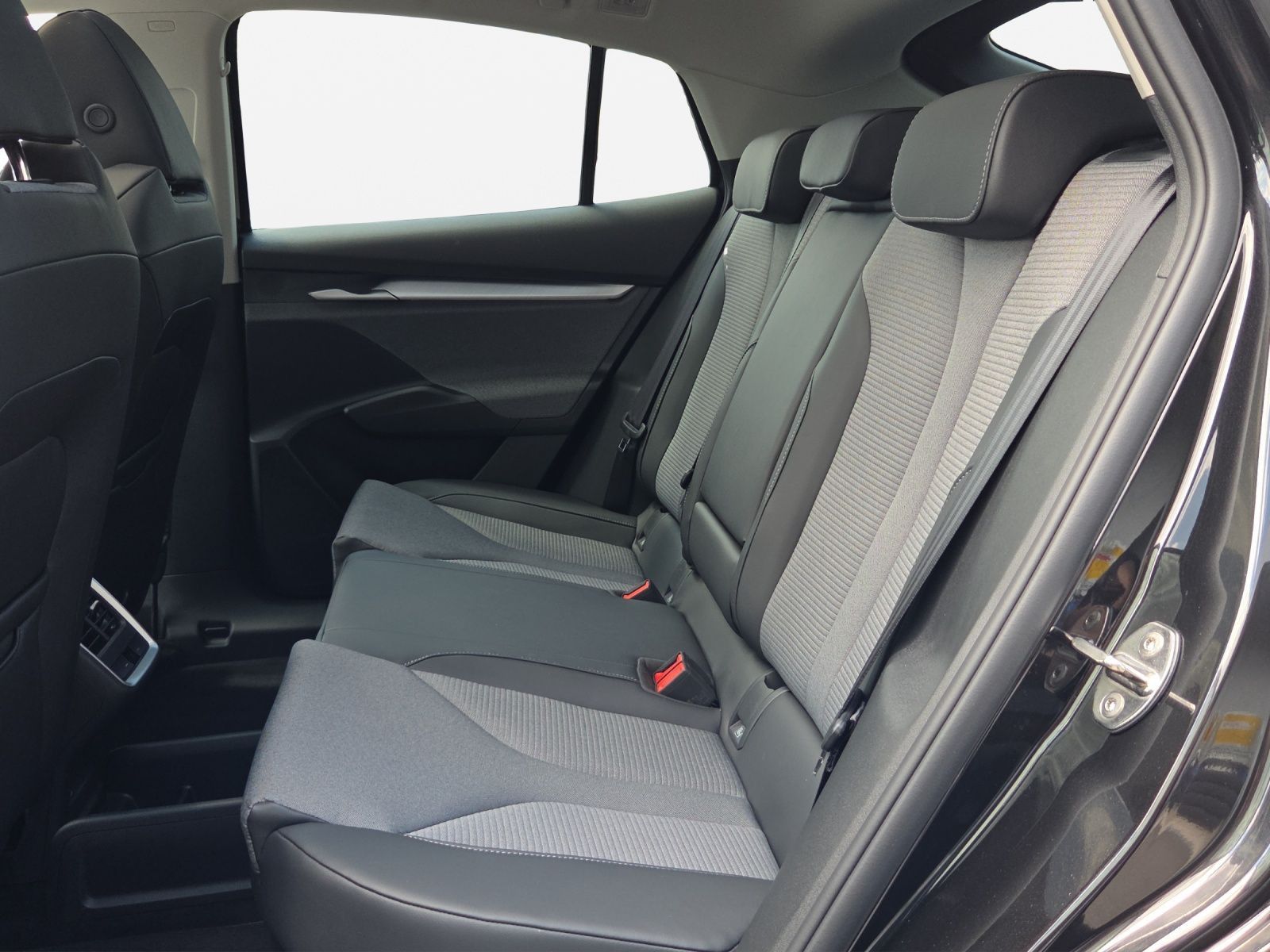 Skoda Enyaq - Bild 15