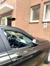 BMW 320i Advantage  - BMW 320 mit Benzin-Antrieb: Limousine, Klimaautomatik