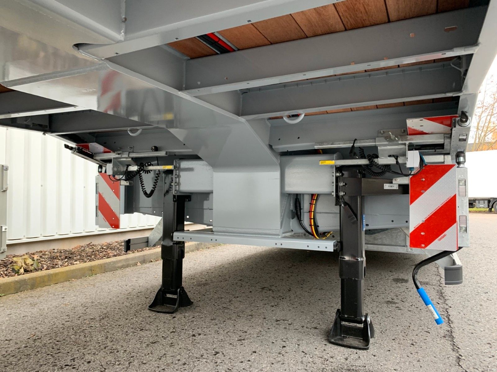 Fahrzeugabbildung Nooteboom OSDS-Semi-Tieflader
