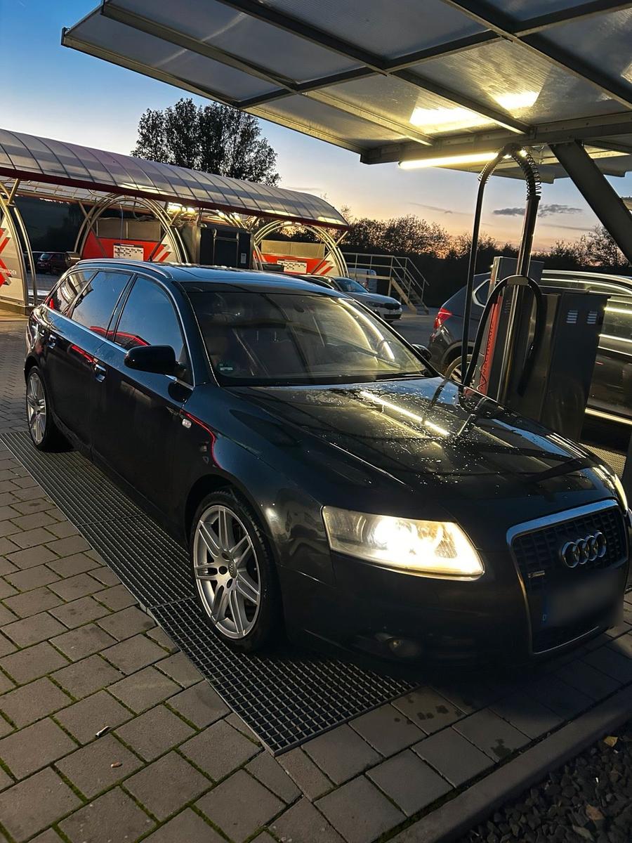 Audi A6 2005 — вигляд ззаду