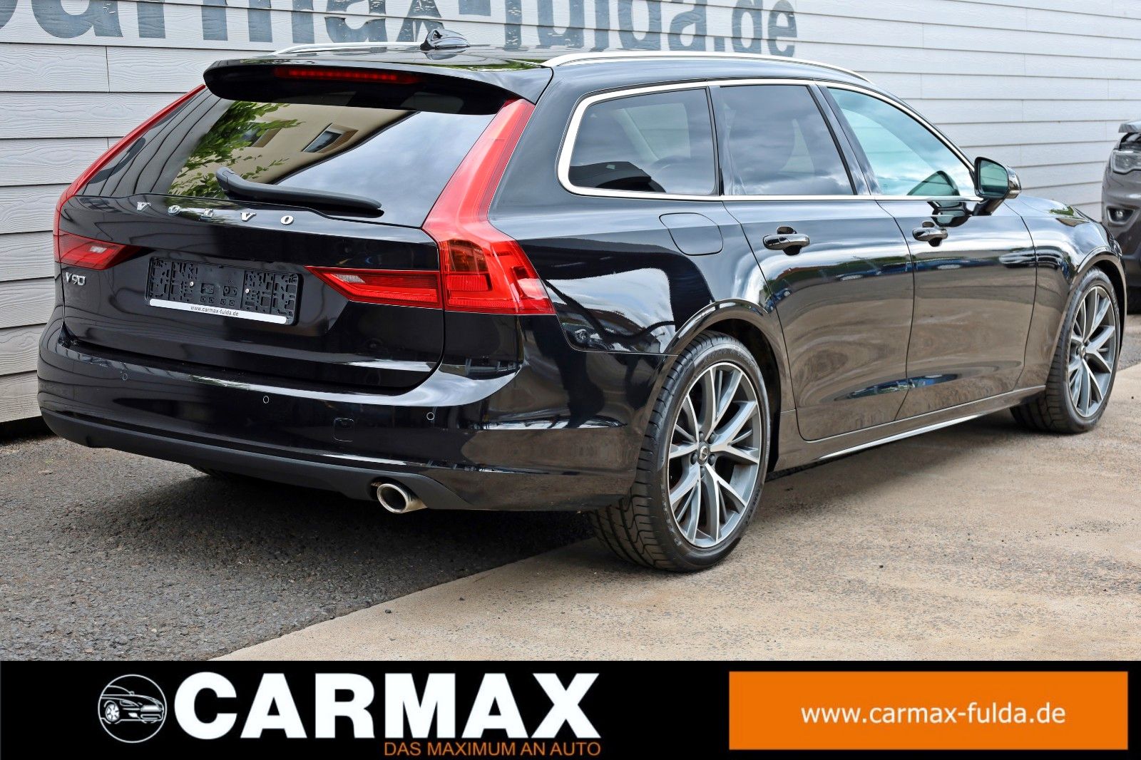 Fahrzeugabbildung Volvo V90 Momentum Pro,Leder,Navi,LED,SH,Kamera,SD,ACC