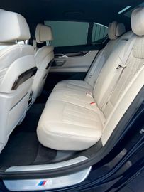BMW 730 - 10