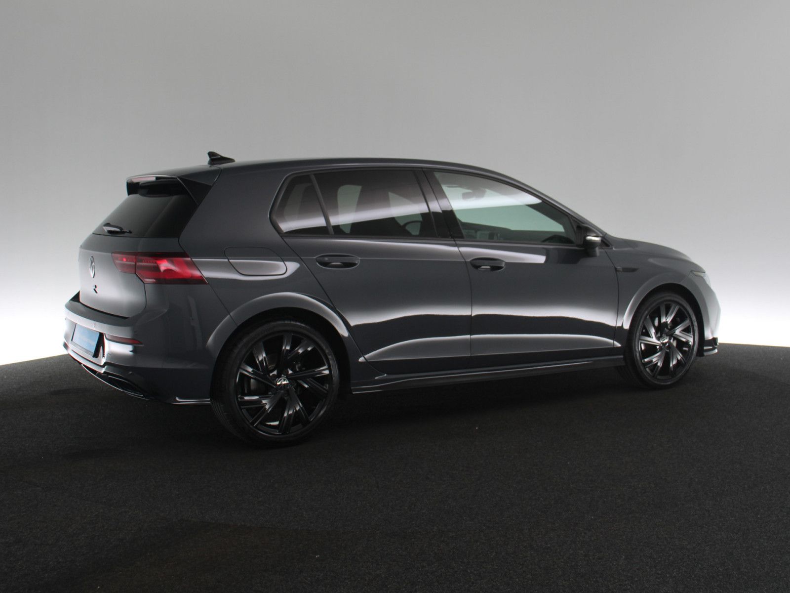 Volkswagen Golf VIII 1.5 eTSI R-Line AHK MATRIX-LED ACC H K foto 2