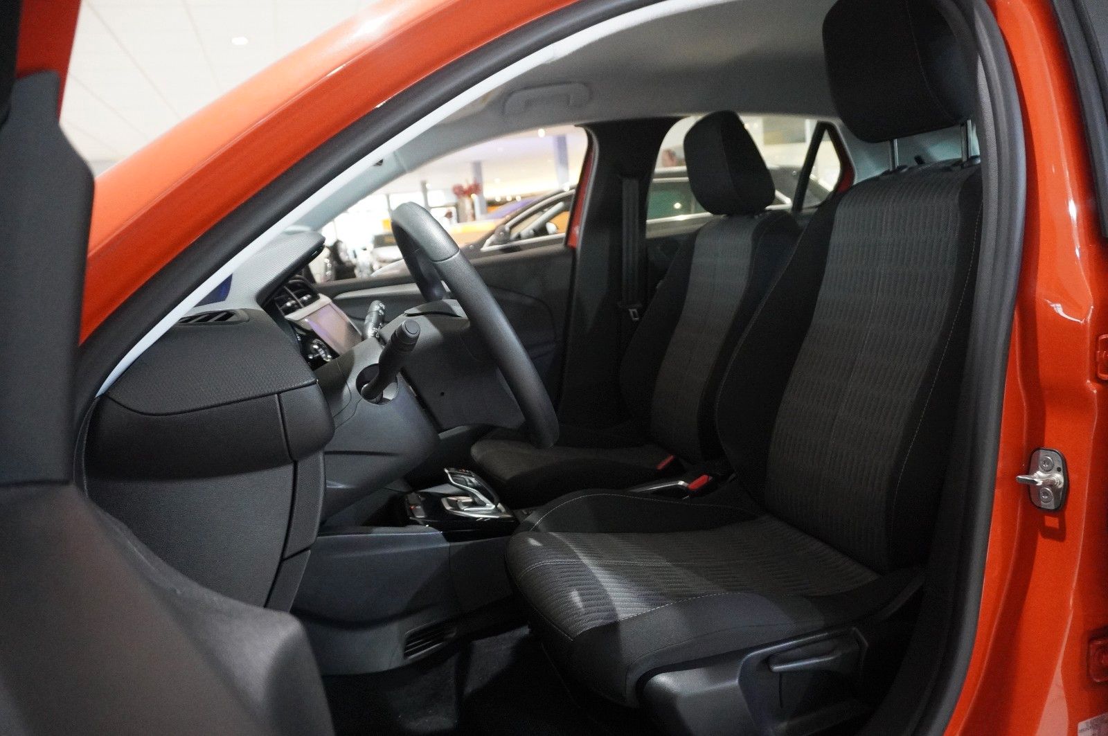 Fahrzeugabbildung Opel Corsa-e  EDITION 50kwh/7,4KW/KLIMA/ALLWETTER