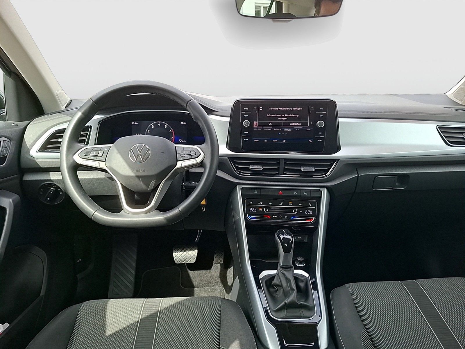 Fahrzeugabbildung Volkswagen T-Roc TSI Life DSG LEDplus CarPlay AID ACC Park-
