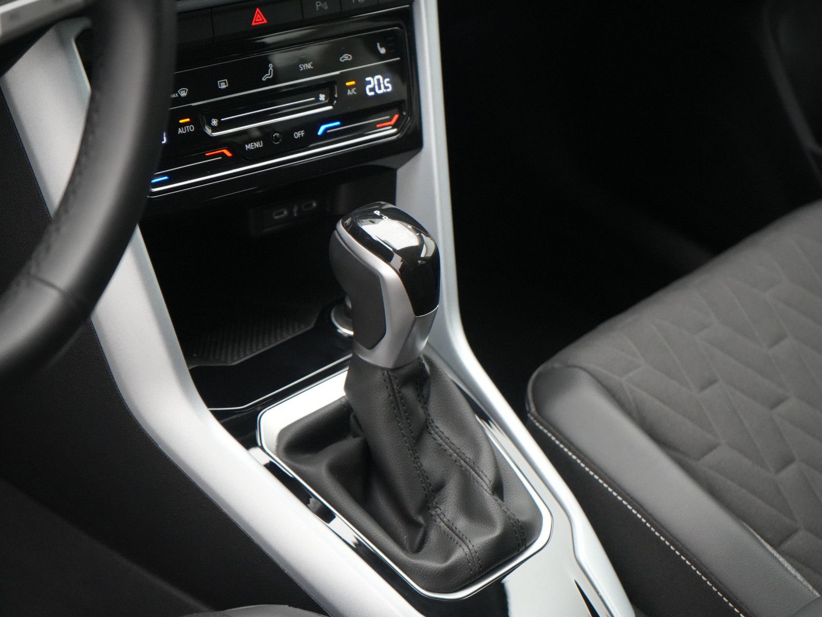 Volkswagen T-Roc - Bild 11