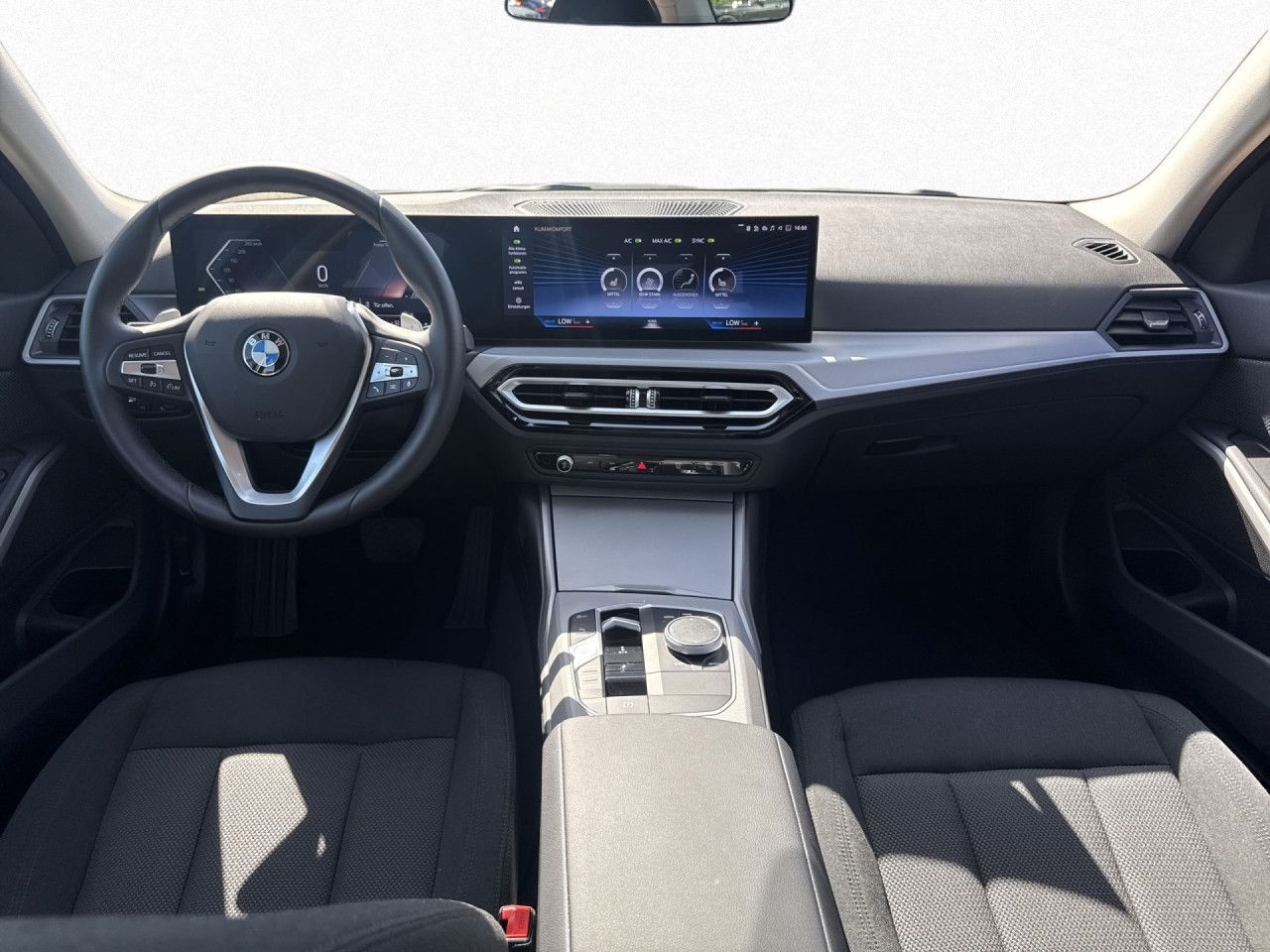 BMW 318i Limo Aut. Widescreen Carplay LED SHZ DAB+ foto 13