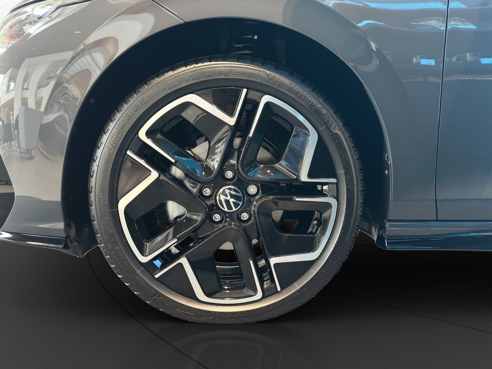 Volkswagen Golf - Bild 9