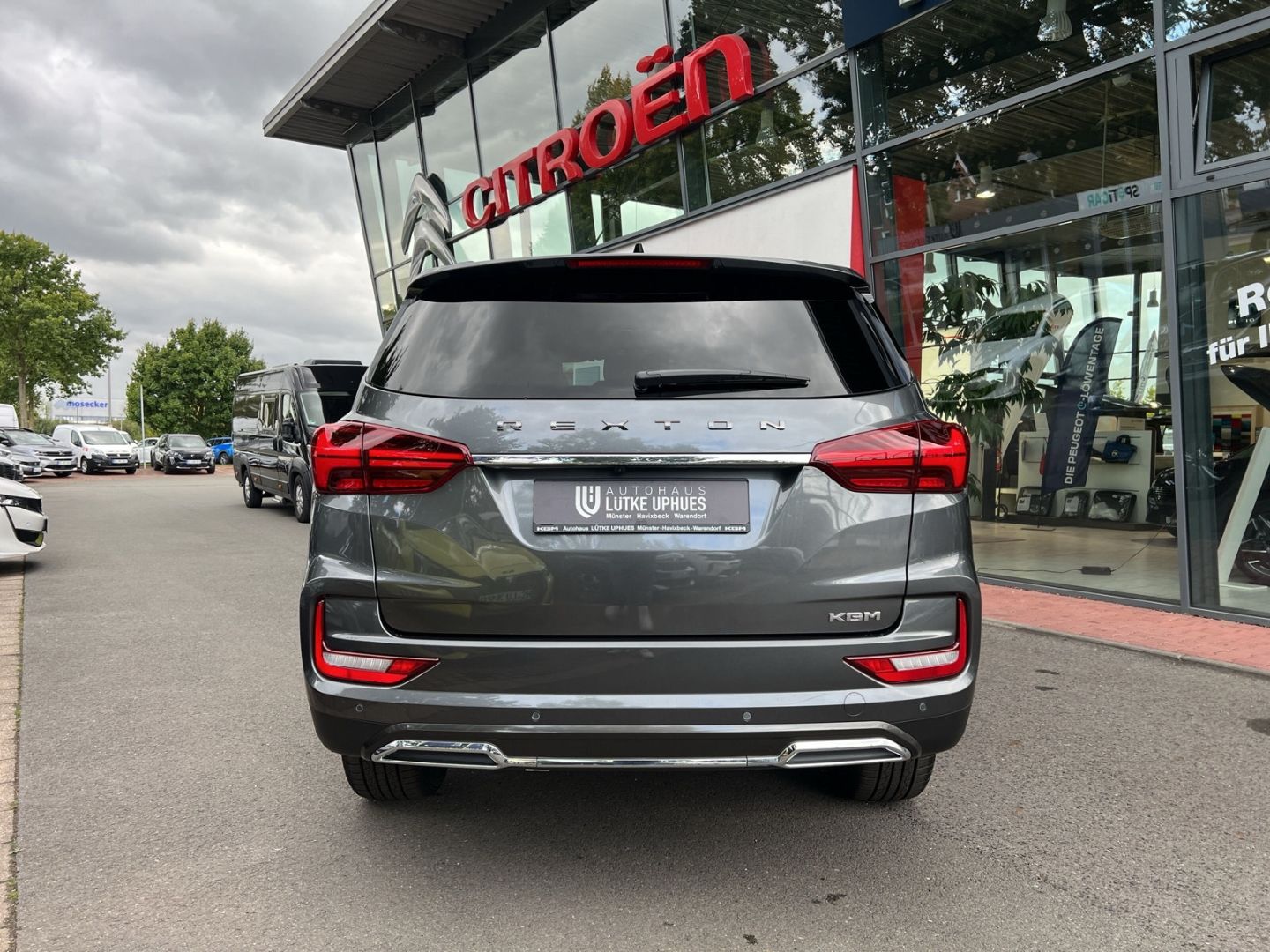 Fahrzeugabbildung KGM Rexton 2.2 Lux 8 AT AWD Navi Leder 360 Kamera