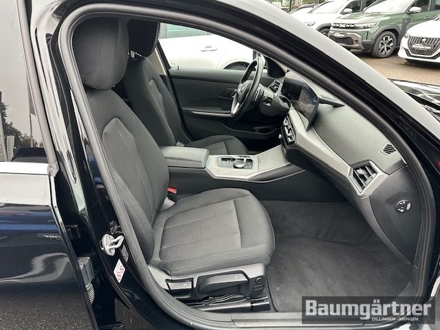 Fahrzeugabbildung BMW 318 d Touring Mild-Hybrid Kamera/PDC/LED/Sitzh.