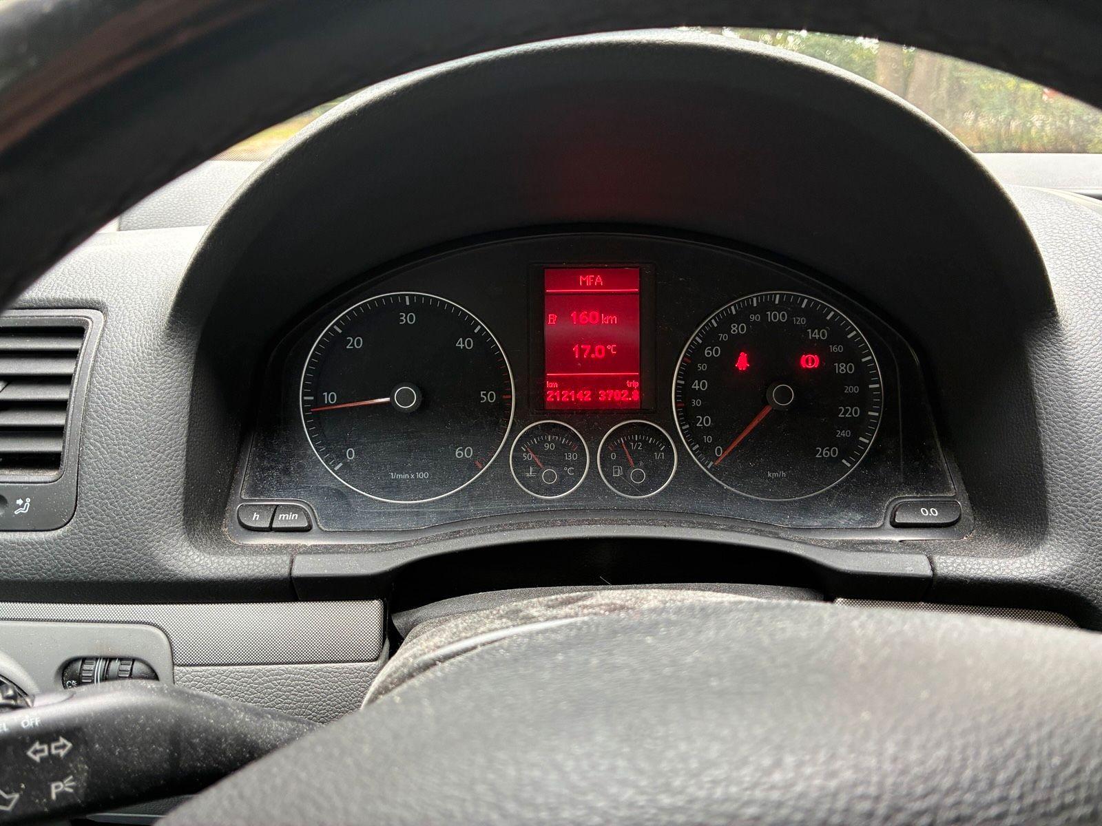 Volkswagen Golf 2007 — вигляд ззаду