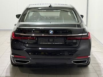 BMW 730 - 8