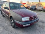 Volkswagen Vento 1.8 CL Servo Tüv 08/2025 - Volkswagen Vento aus 1994