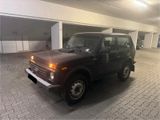 Lada Niva 4X4 LPG TÜV - Lada in München