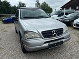 Mercedes-Benz ML 270 CDI-4X4-KLIMA-LEDER-SCHIEBEDACH-ALU - gebrauchte Mercedes-Benz ML 270 aus dem Jahr 2001