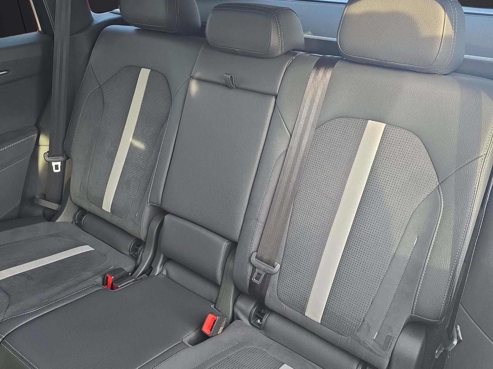 Fahrzeugabbildung SKODA Kodiaq 2.0 TDI  4x4 Sportline MATRIX AHZ ACC KAM