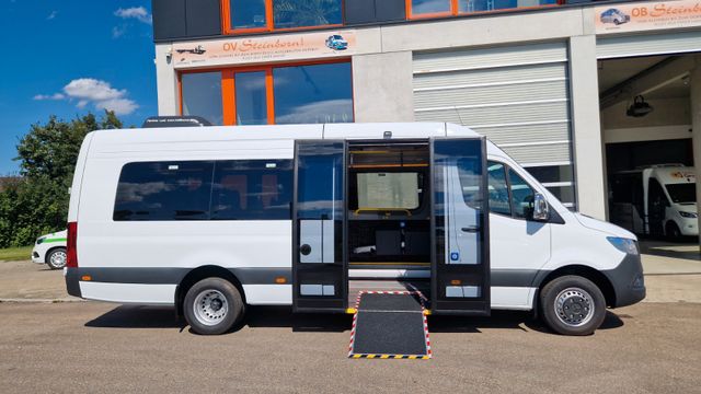 Mercedes-Benz 517 / 515 Frontniederflur mit  Ada Systeme