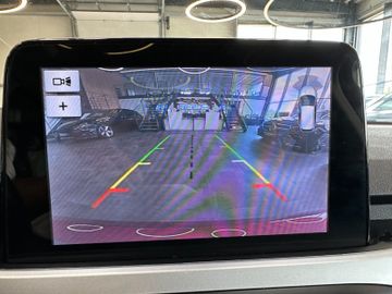 MYAUTOCENTER – Gebraucht- und Jahreswagen mit Werkstattservice in Pfaffenhofen Ford Focus Lim. *Pano*Kamera*AHK*LED*