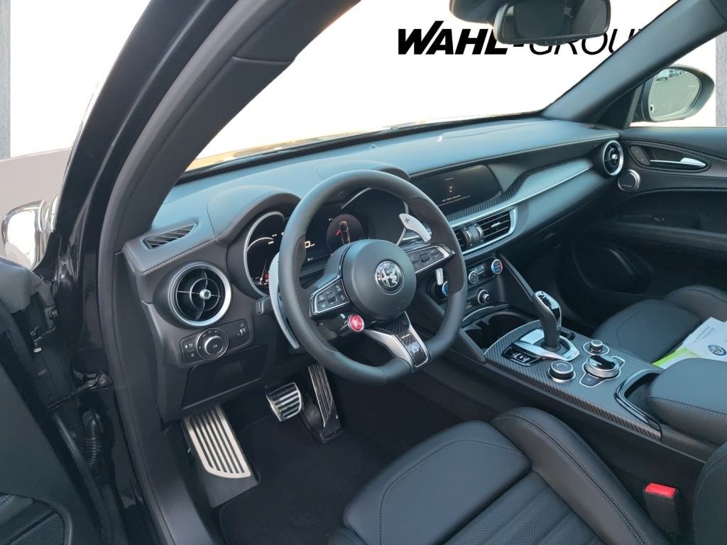 Alfa Romeo Stelvio - Bild 12
