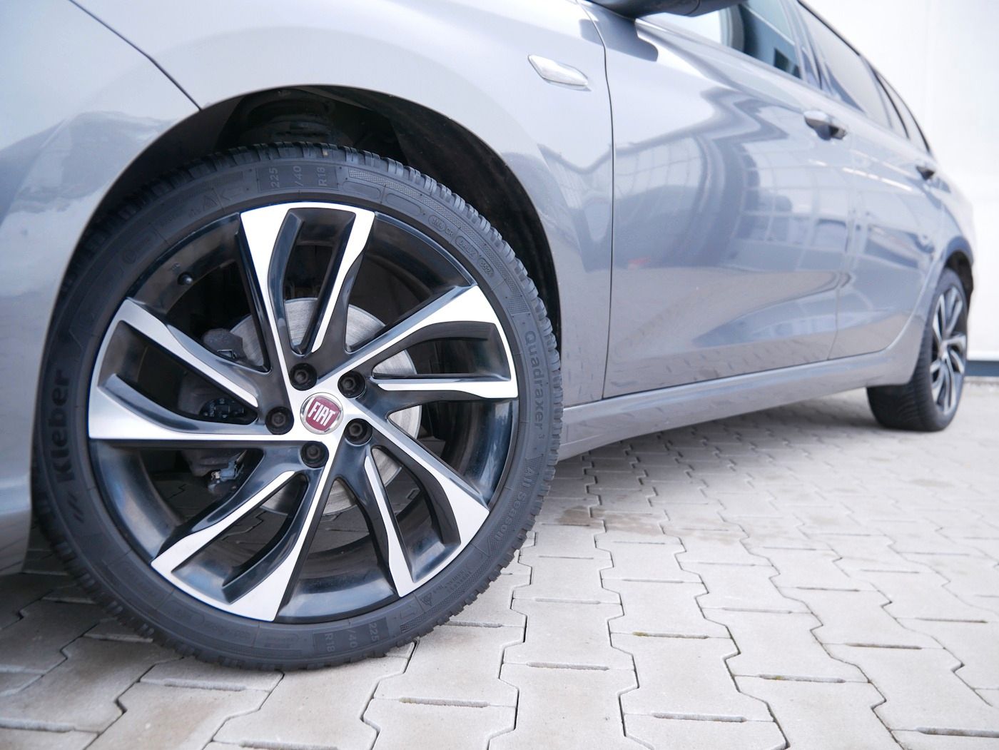 Fahrzeugabbildung Fiat Tipo Kombi 1.4 T-Jet S-Design Kamera NAVI SHZ AL