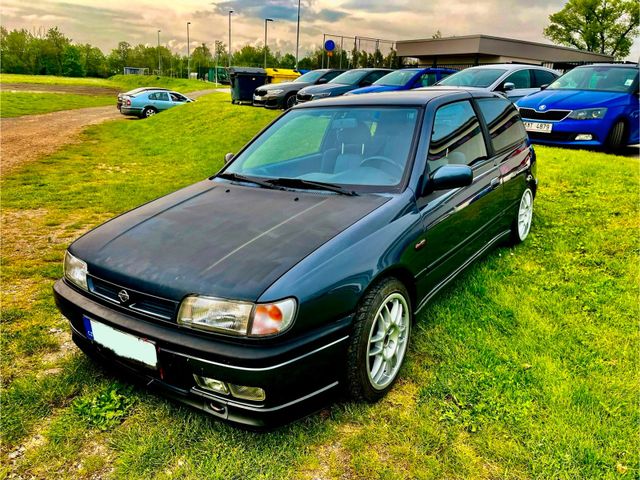 Nissan Sunny GTI 2.0 N14