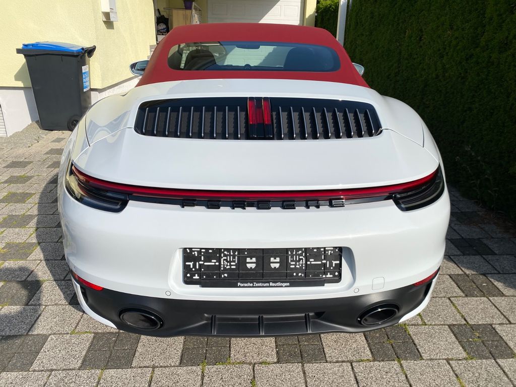 Image of Porsche 992