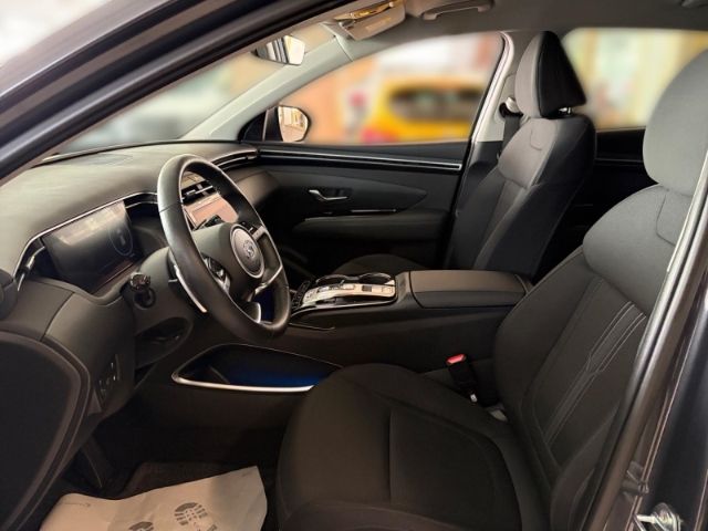 Fahrzeugabbildung Hyundai Tucson Trend Plug-In Hybrid 4WD Navi Digitales C