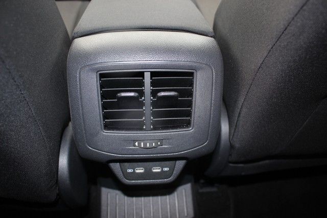 T-Roc Style ACC LED RFK ALLWETTERREIFEN